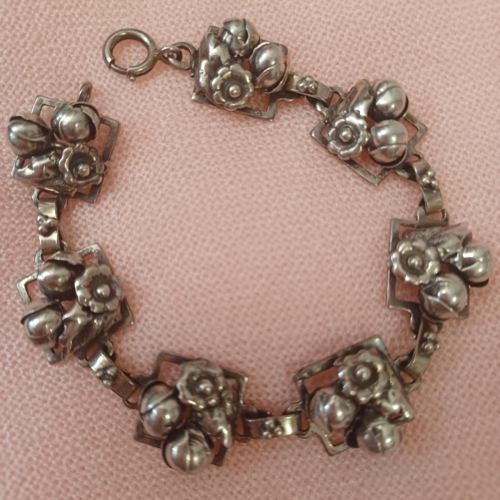 VINTAGE Floral Sterling Silver Bracelet